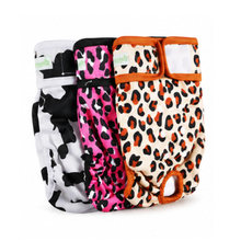 Cargar imagen en el visor de la galería, Pañales reutilizables para perros – Animal Print Collection
